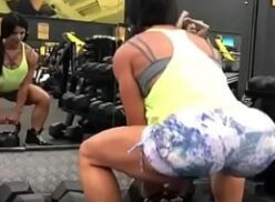 Eva Andressa presume de culazo entrenando en el gimnasio