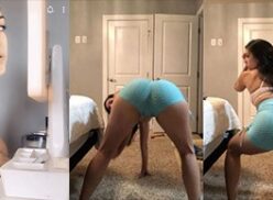 CinCinBear Sexy Tease Twerking Snapchat Vídeo