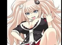 Las tetas al descubierto de la protagonista del hentai Junko Enoshima