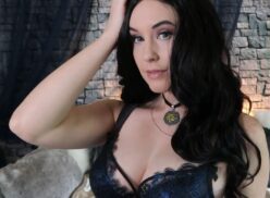 Meg Turney Yennefer Cosplay Onlyfans Vídeo