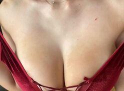 Sophie Mudd Lencería Tetas Grab Onlyfans Vídeo Leaked