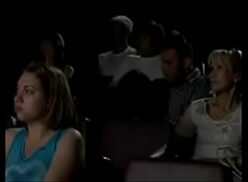 Follando En El Cine Porno - Vídeo de Sexo Follando En El Cine Porno