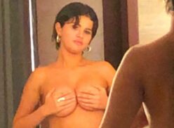 Selena Gomez en topless vestidor de vídeo Leaked