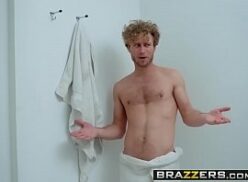 Brazzers Shower - Vídeo Brazzers Shower Porno
