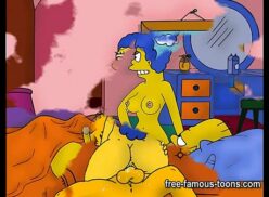Marge Simpson Culturista