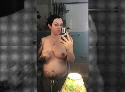 Sexy Pregnant Naked