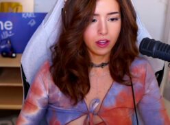 Pokimane desnuda pezón pezón resbalón vídeo Leaked