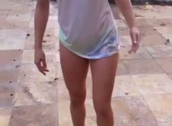 Amanda Cerny camiseta mojada del pezón Onlyfans vídeo Leaked