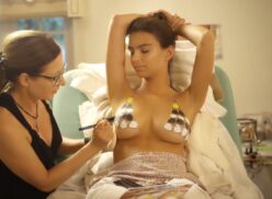 Emily Ratajkowski Desnudo cuerpo pintura sesión de fotos vídeo Leaked