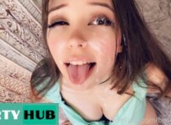 Belle Delphine onlyfans fuga