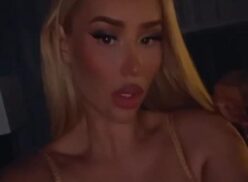 Video teaser de selfie en lencería de Iggy Azalea Leaked