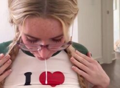 Madison Moores Nerd montando sexo OnlyFans vídeo Leaked