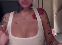 Bhad Bhabie sexy pezón pokies superior Snapchat vídeo Leaked