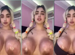 Adriana Alencar mostrando y acariciando sus grandes tetas puntiagudas en OnlyFans