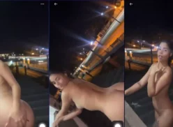 Mujer elegante sin ropa moviendo su trasero de forma natural en la terraza